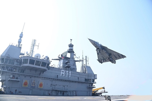 Quân sự thế giới hôm nay (8-2): Hải quân Ấn Độ tạo dấu mốc mới